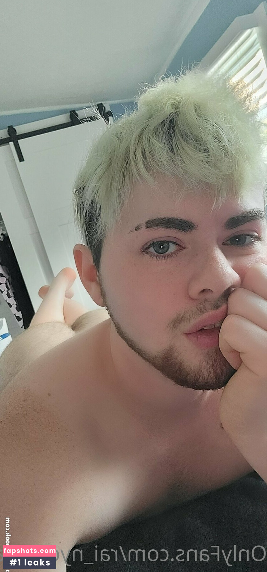 rai_nydayman gallery photo #22