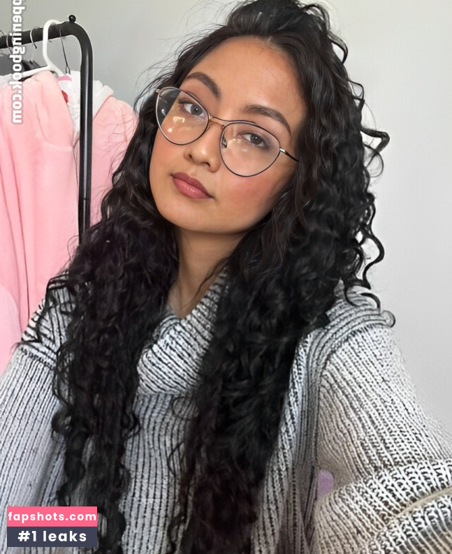 Raine gallery photo #21