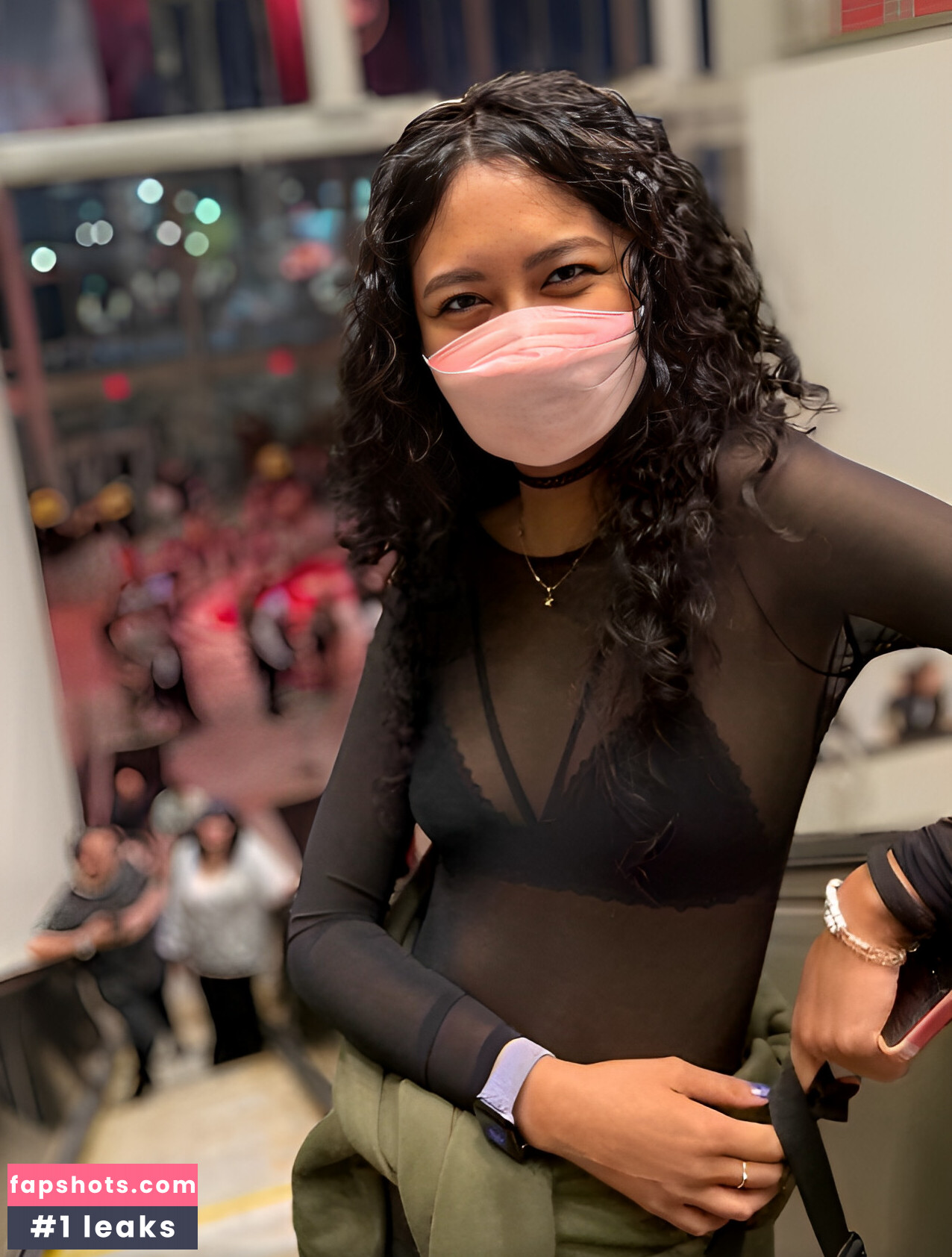 Raine gallery photo #7