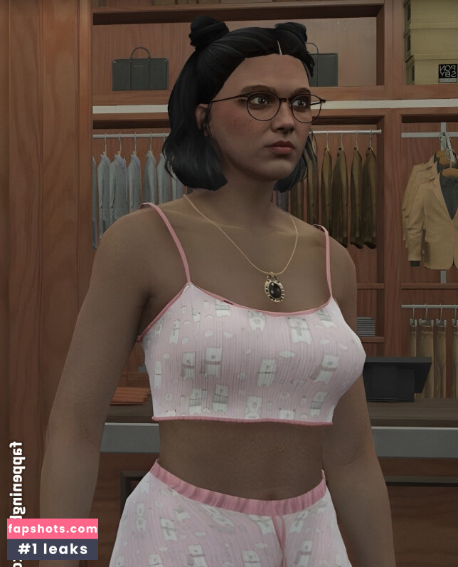 Raine gallery photo #9