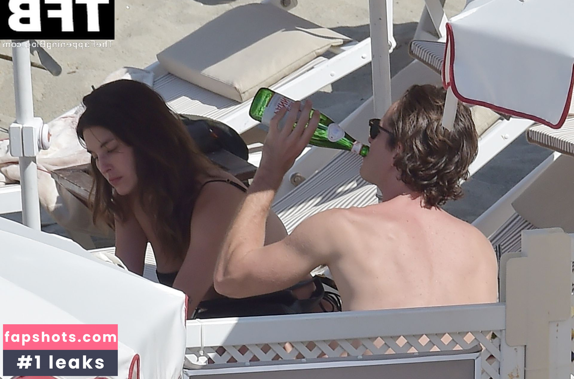 Rainey Qualley gallery photo #30