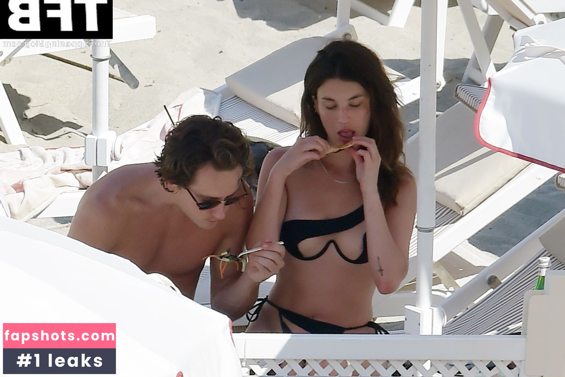 Rainey Qualley gallery photo #34