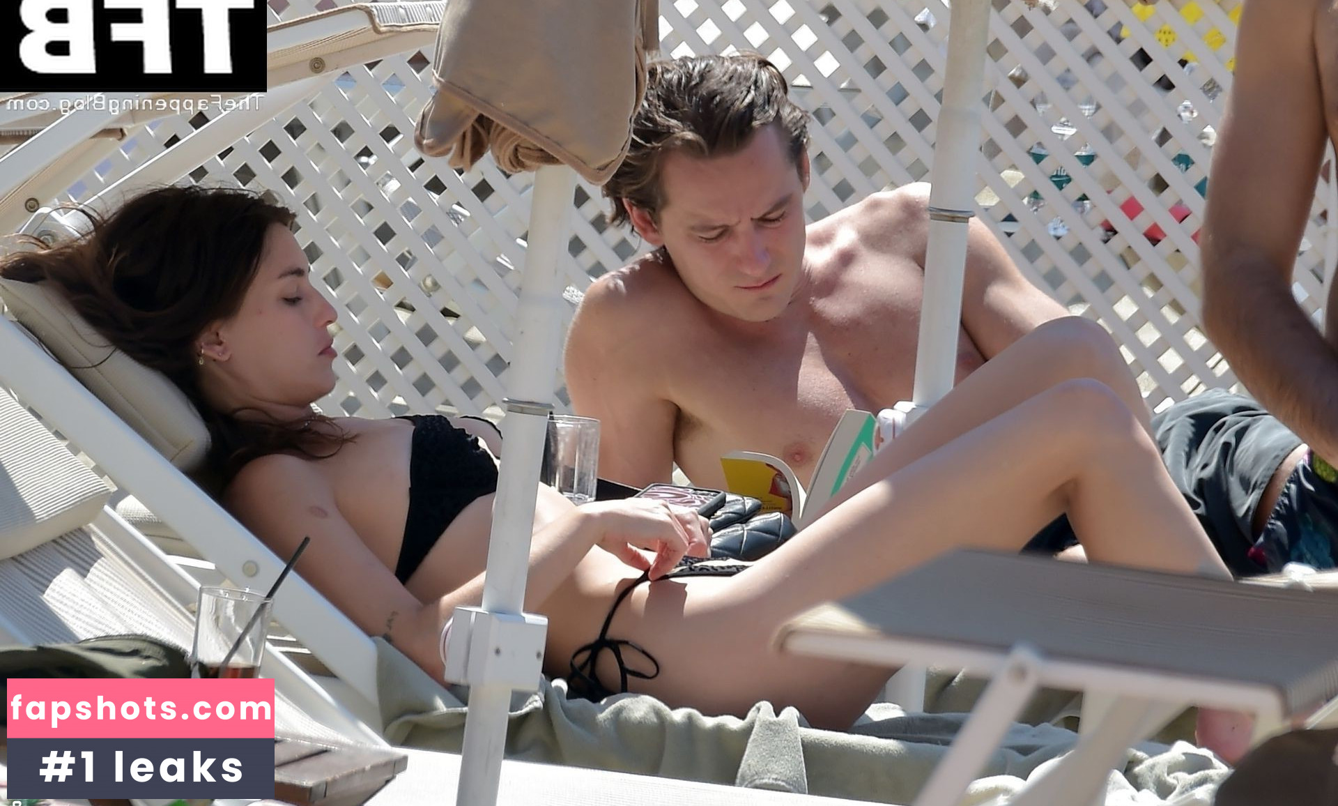 Rainey Qualley gallery photo #39