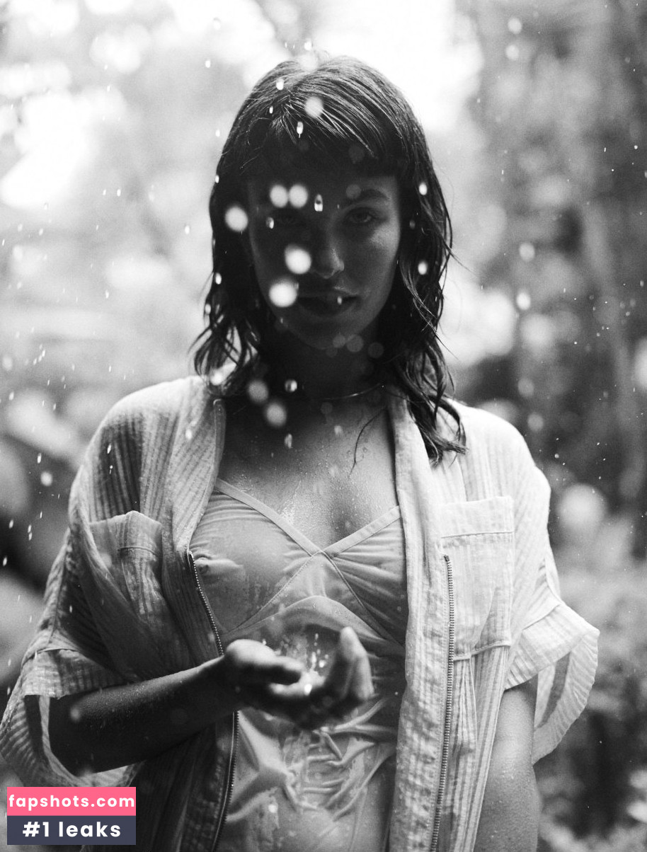 Rainey Qualley gallery photo #69