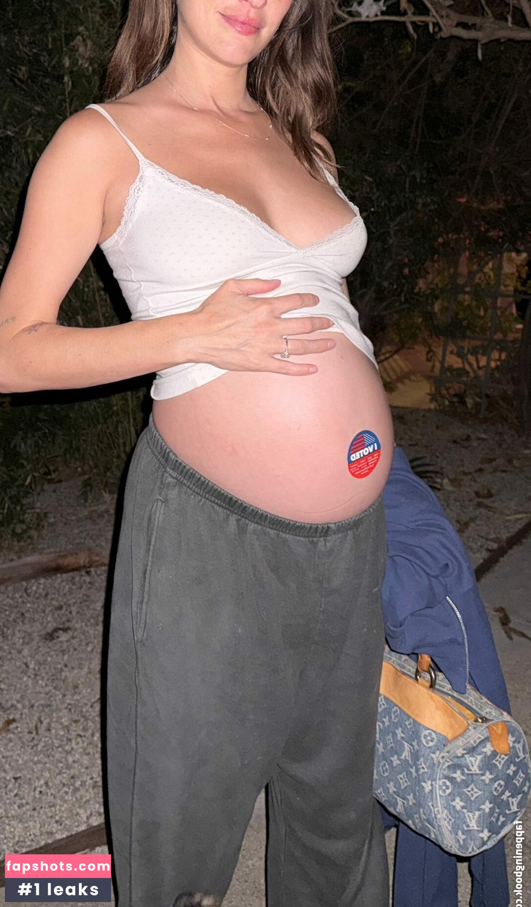 Rainey Qualley gallery photo #8