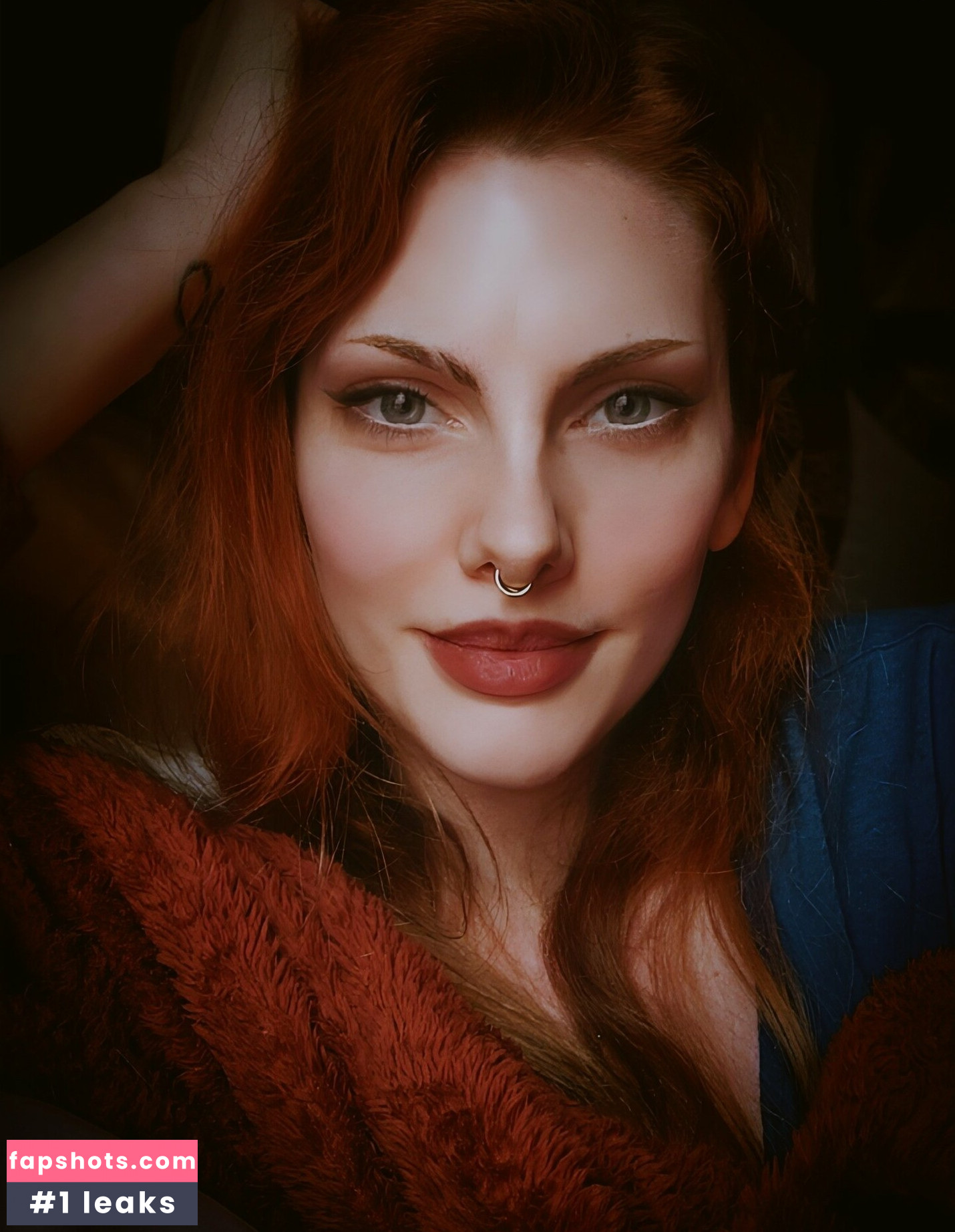 Rainia Belle gallery photo #15