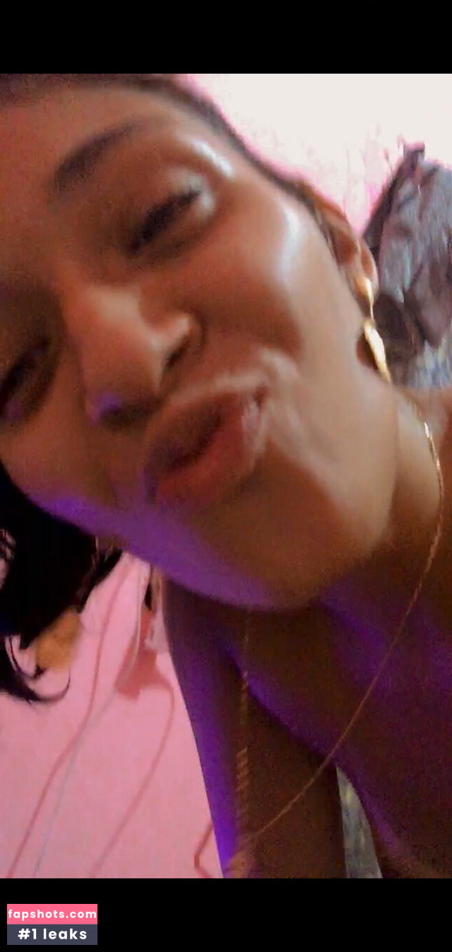 Raissa Raissayasz gallery photo #7