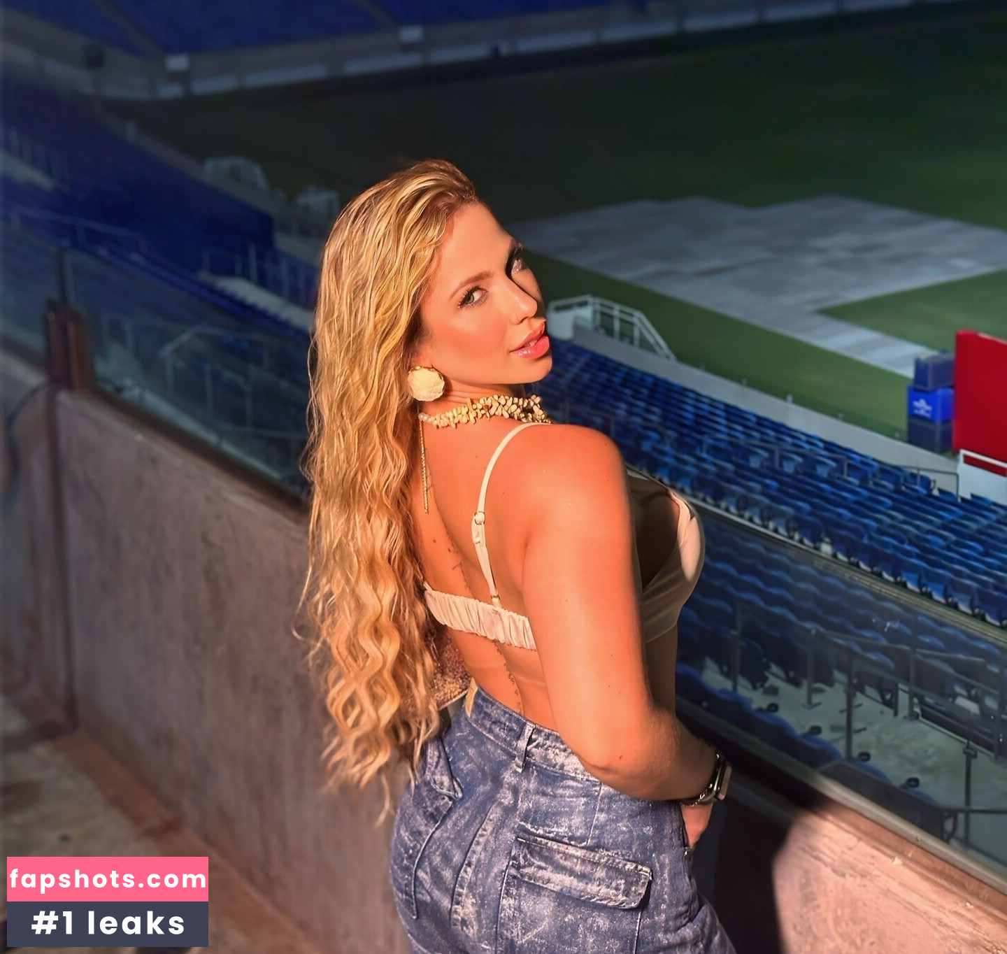 Raíssa Veras gallery photo #2