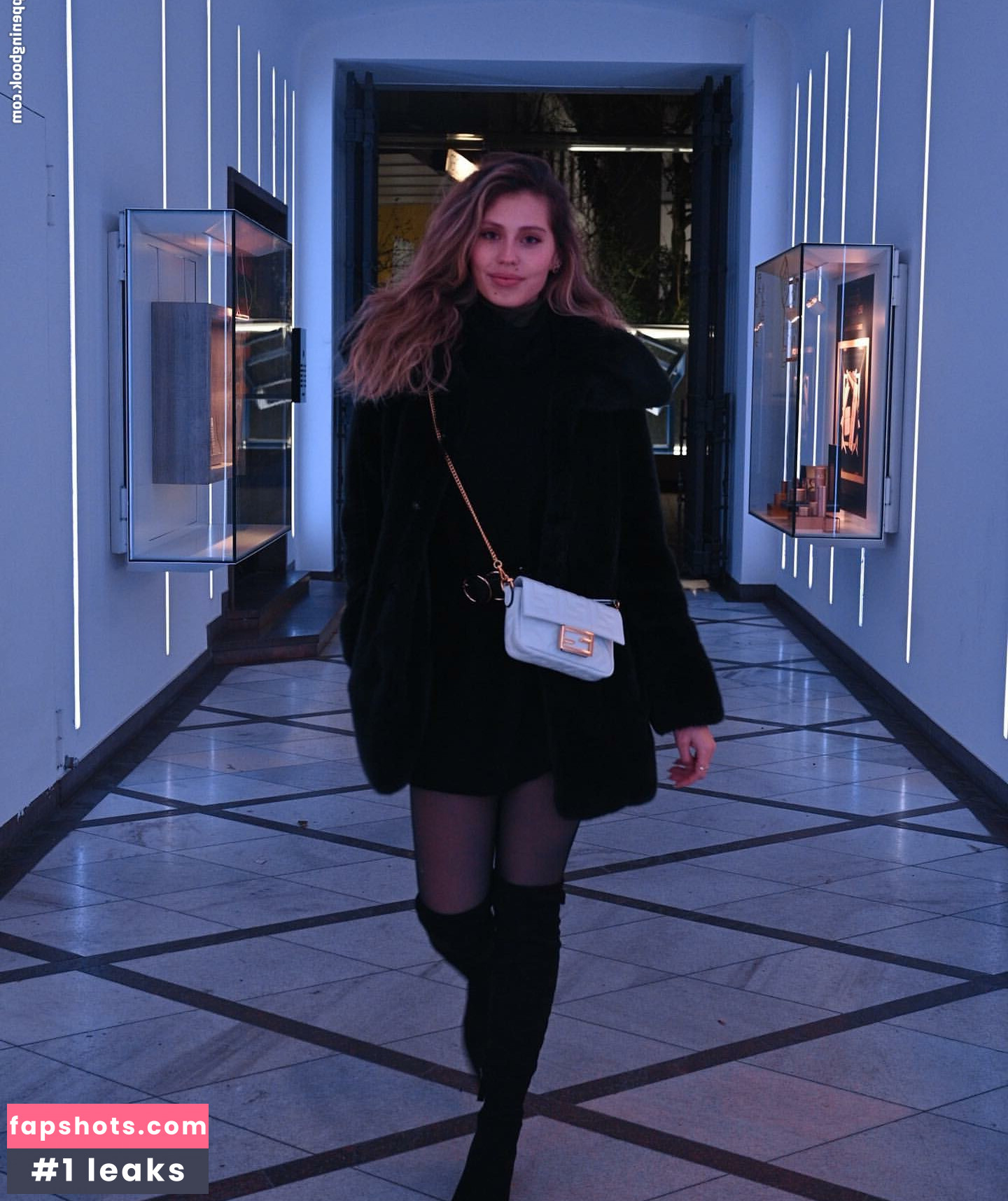 Raissamarques gallery photo #24