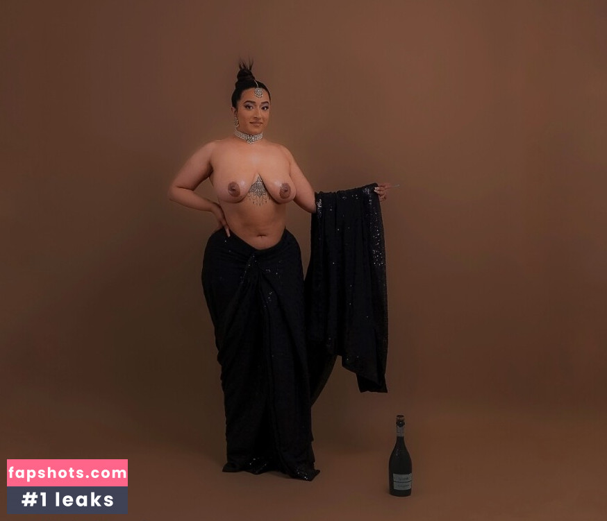 Rakhi Gill gallery photo #35