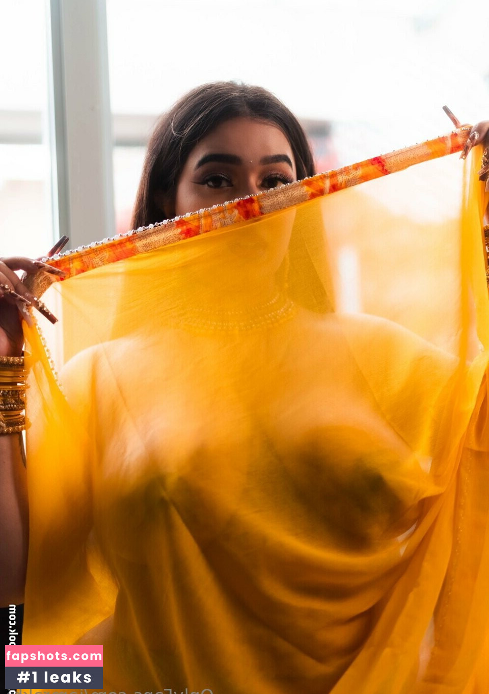 Rakhi Gill gallery photo #6