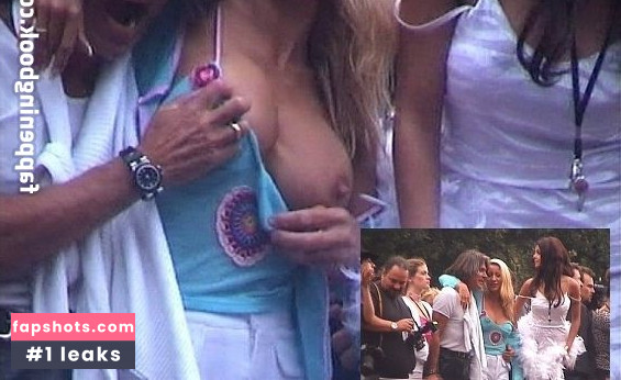 Ramona Drews gallery photo #9