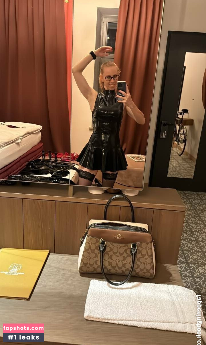 ramona_rox gallery photo #29