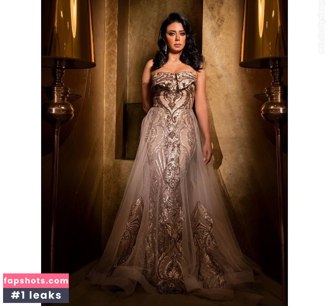 Rania Youssef gallery photo #13