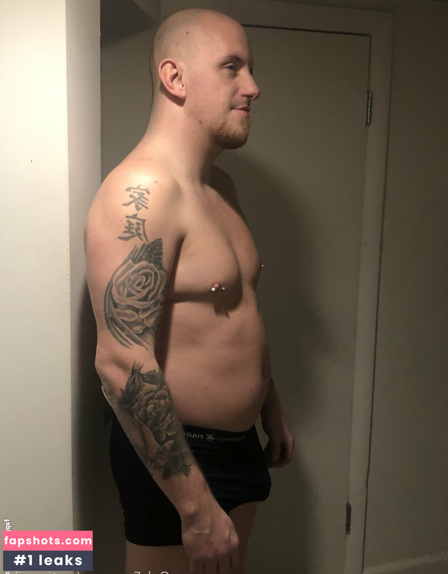 ranting_riley gallery photo #21