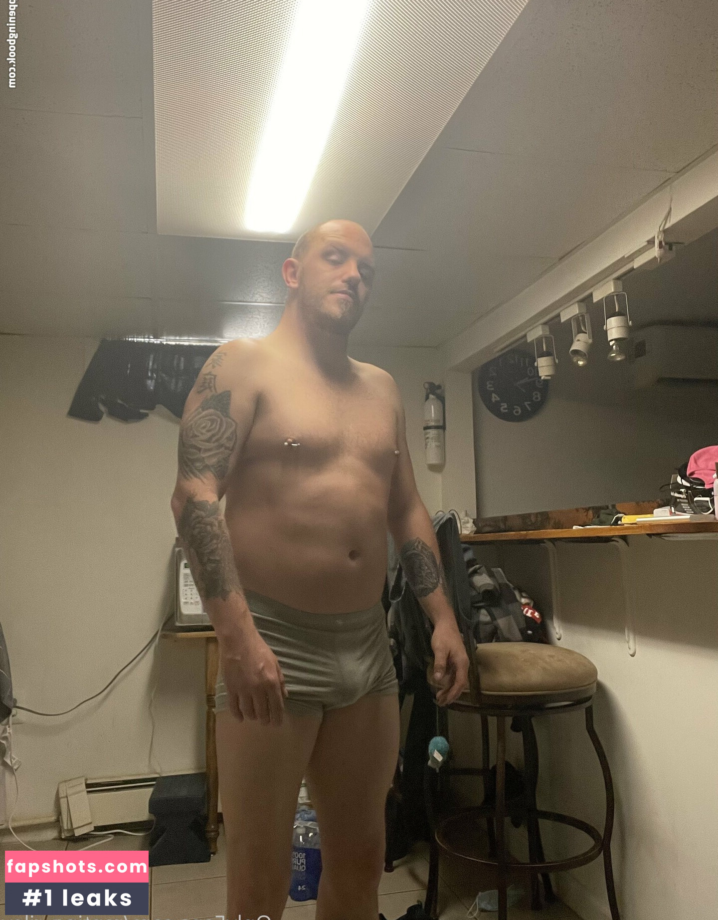 ranting_riley gallery photo #22