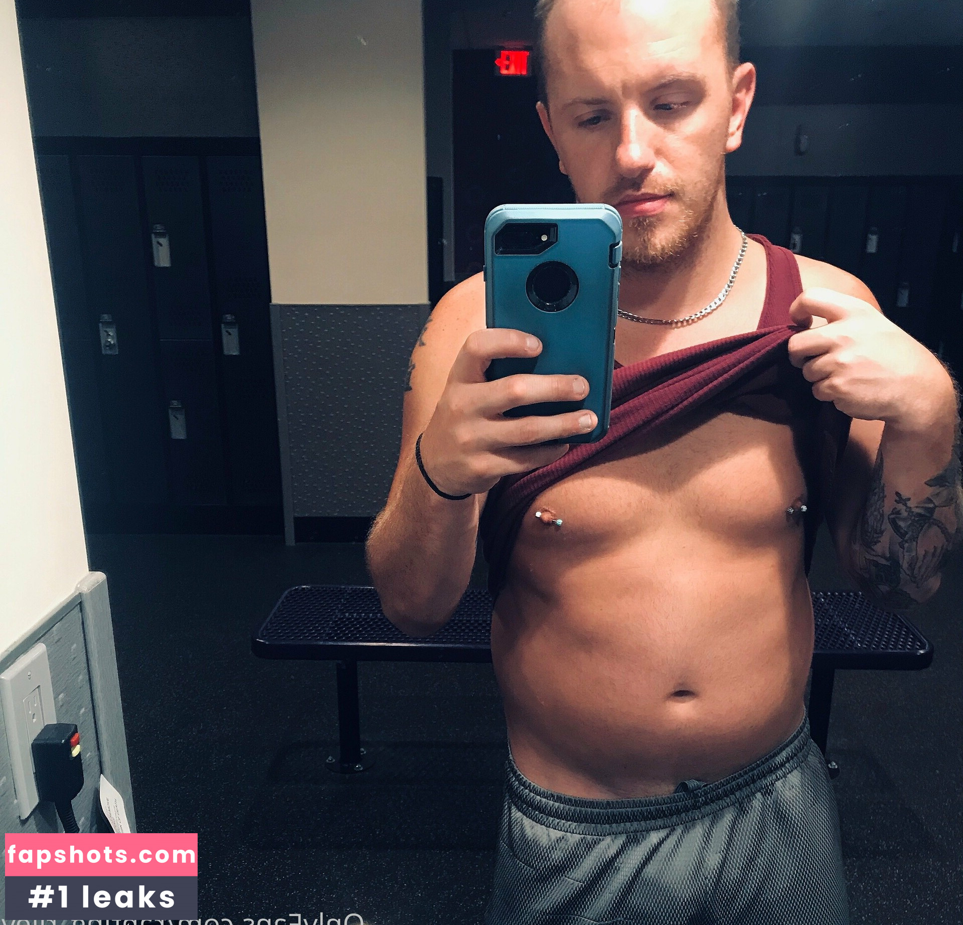 ranting_riley gallery photo #8