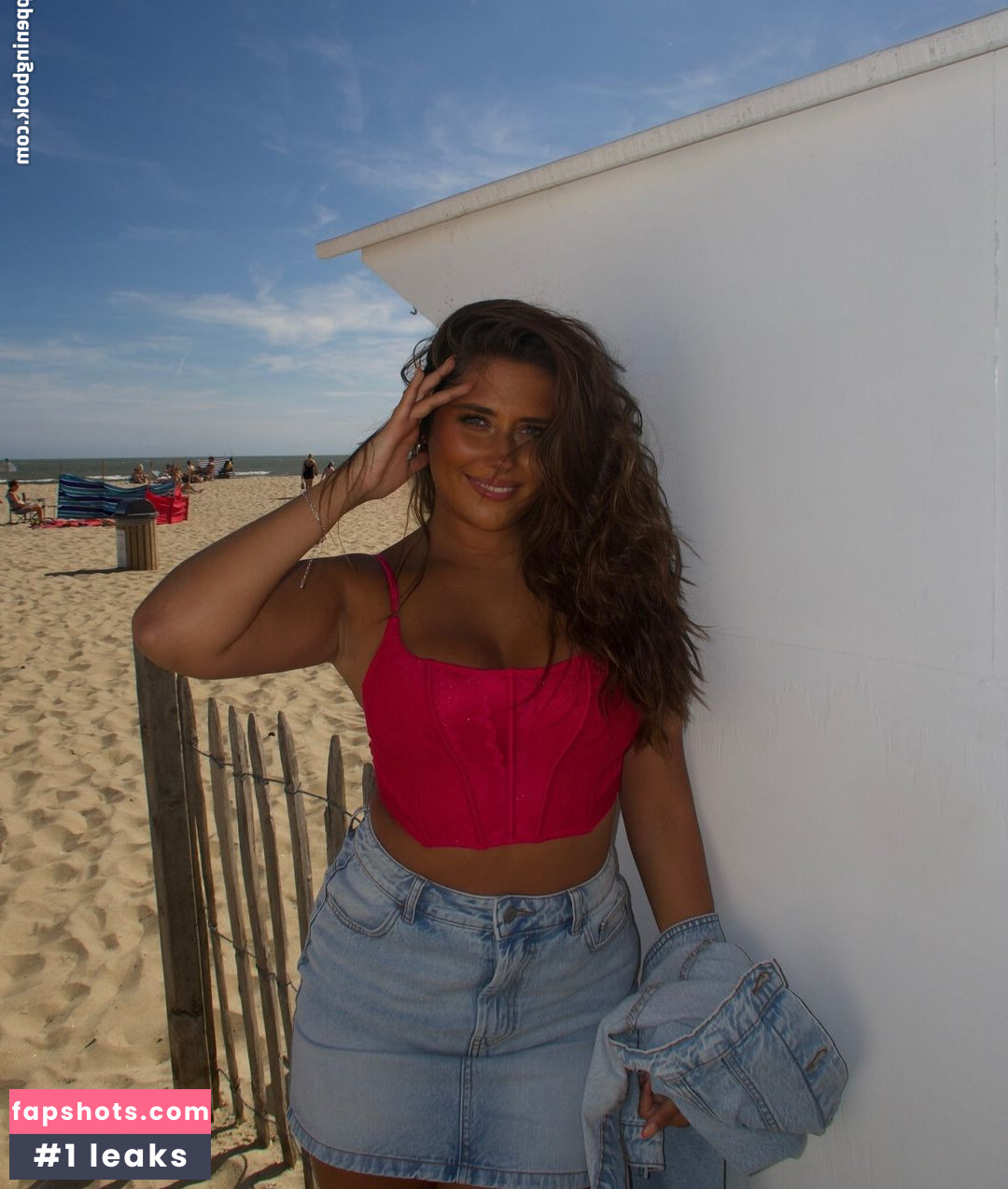 Raphaella Deuringer gallery photo #8