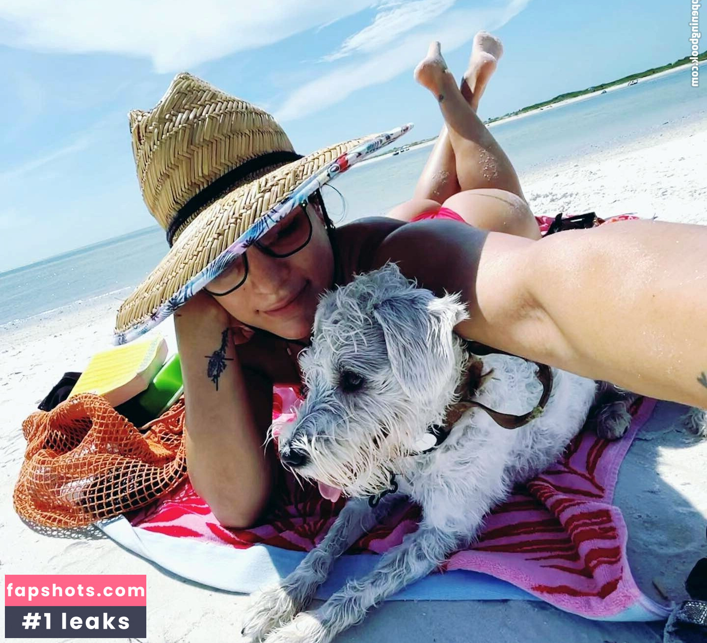 Raquel Rodriguez gallery photo #54