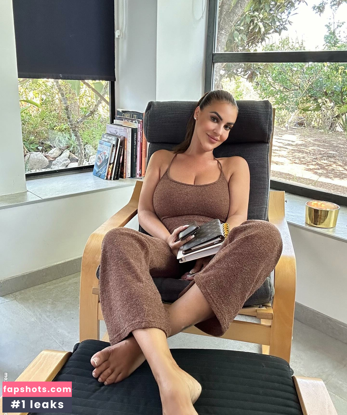 Raquel Sanchez gallery photo #7