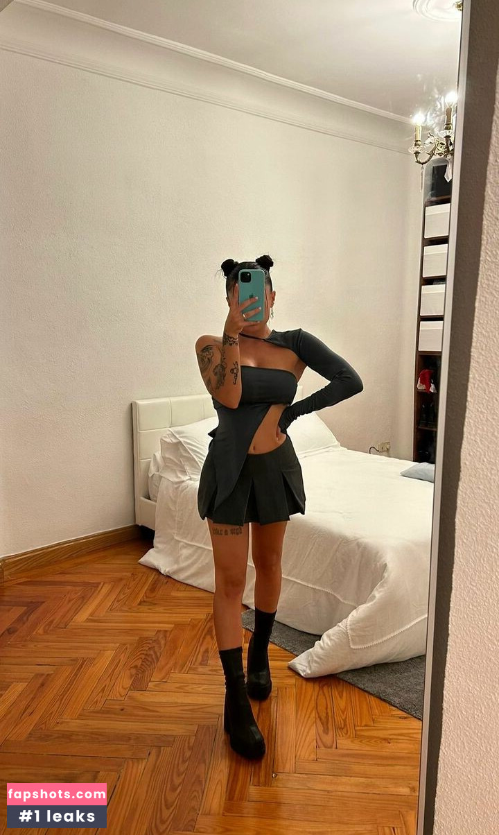 Raquel Tamborino gallery photo #10