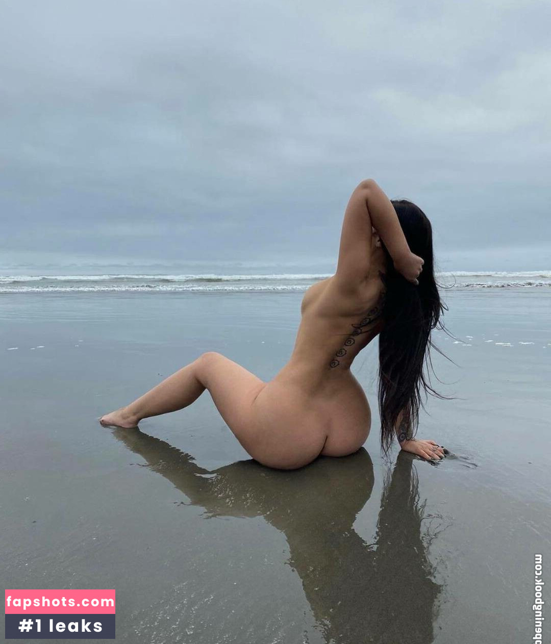 Ratchetshawtygoddess nude babe gallery