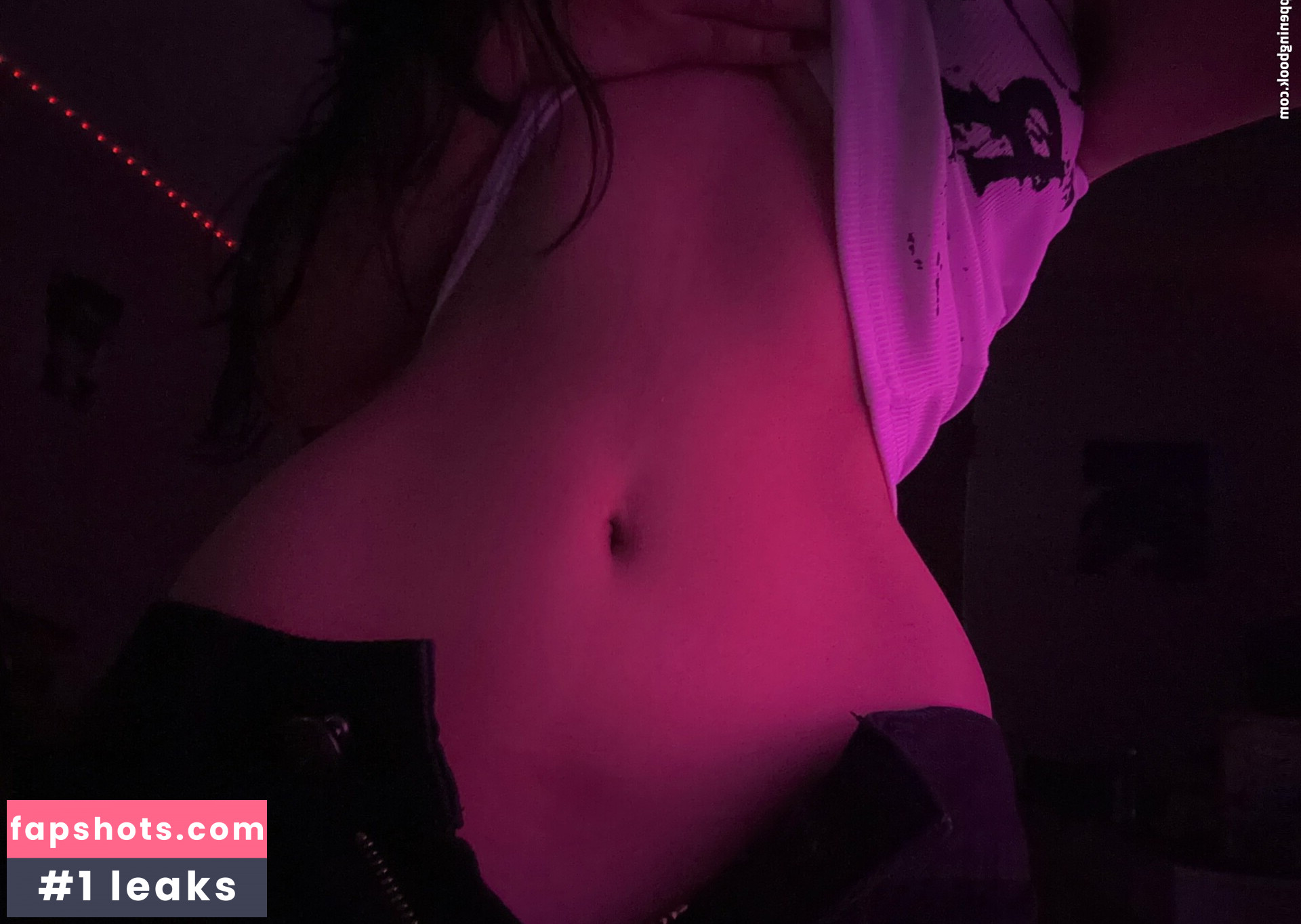 ratedreign gallery photo #50