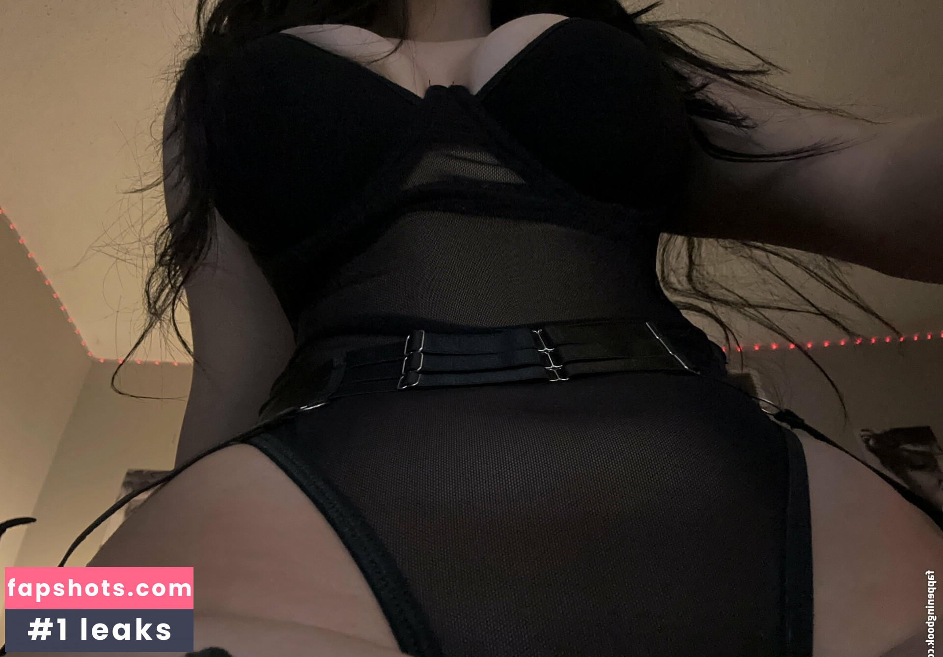 ratedreign gallery photo #56