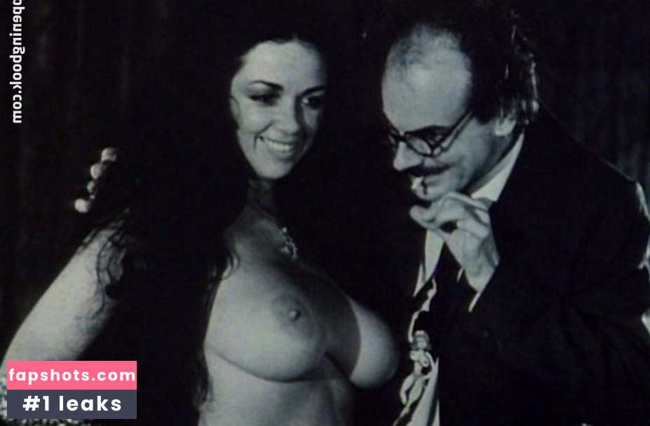 Raven De La Croix gallery photo #27