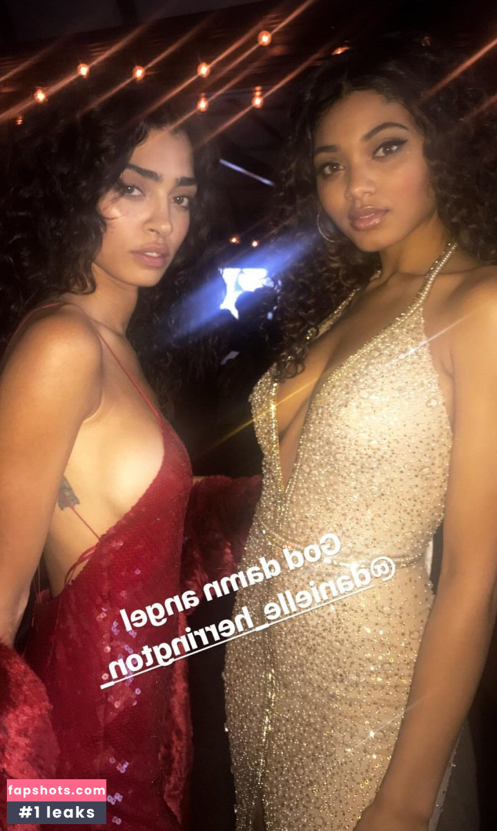 Raven Lyn gallery photo #58