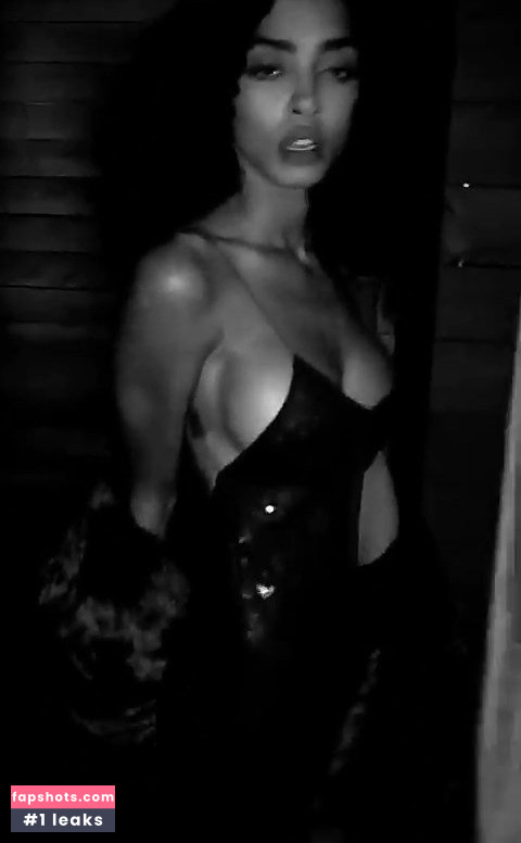 Raven Lyn gallery photo #61