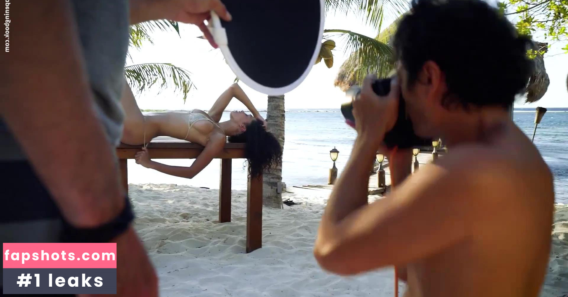 Raven Lyn gallery photo #67