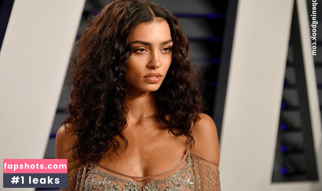 Raven Lyn gallery photo #88