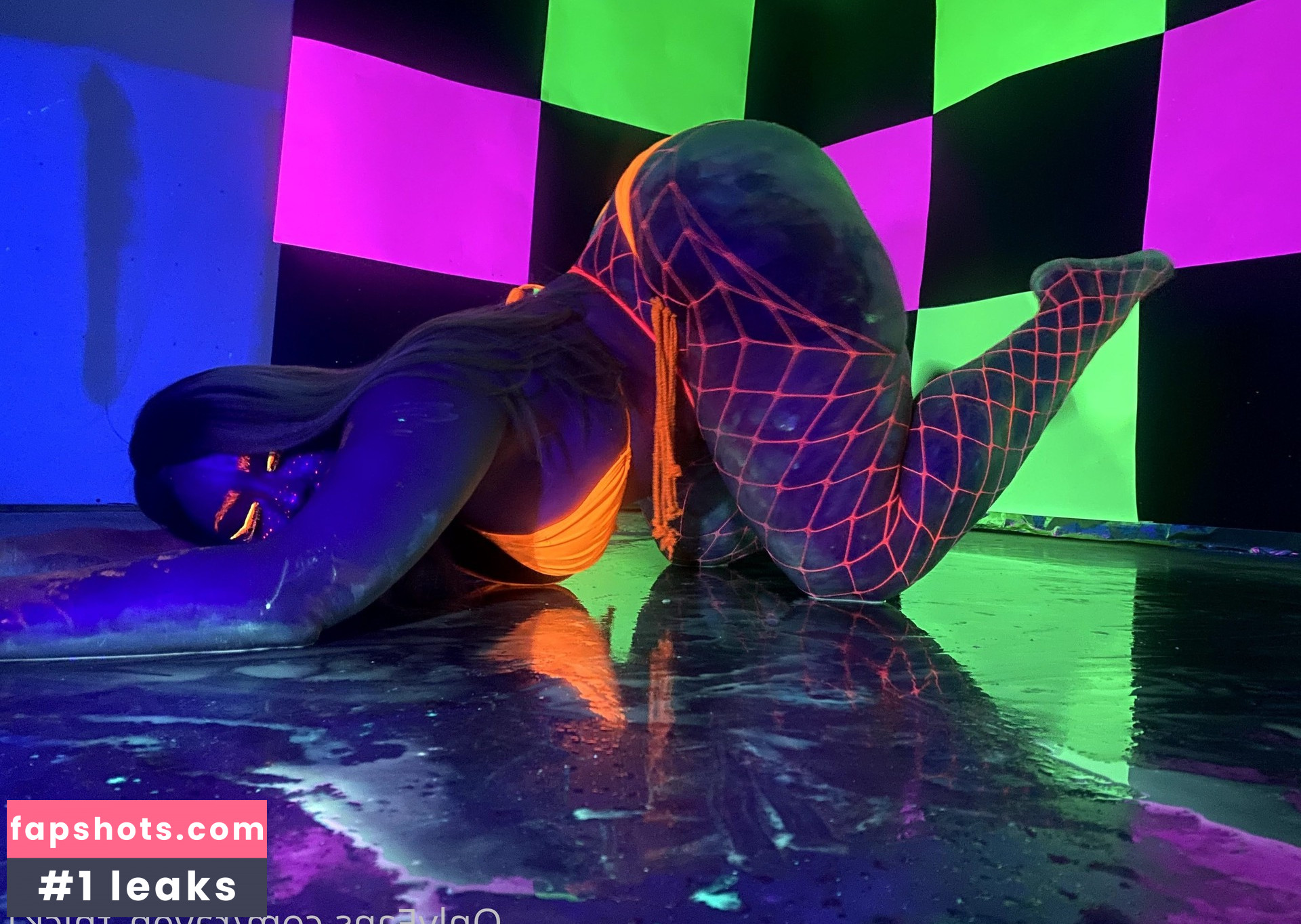 Raven Thick gallery photo #65