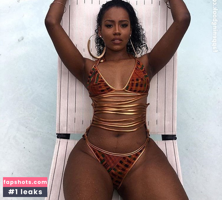 Raven Tracy gallery photo #21