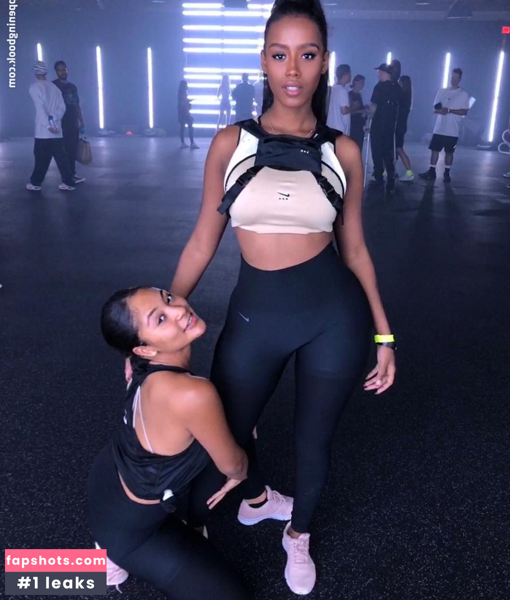 Raven Tracy gallery photo #33