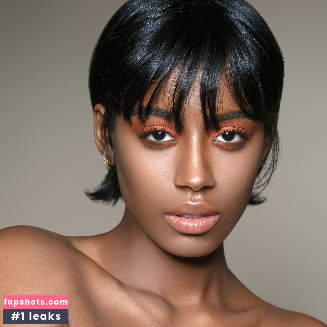 Raven Tracy gallery photo #39