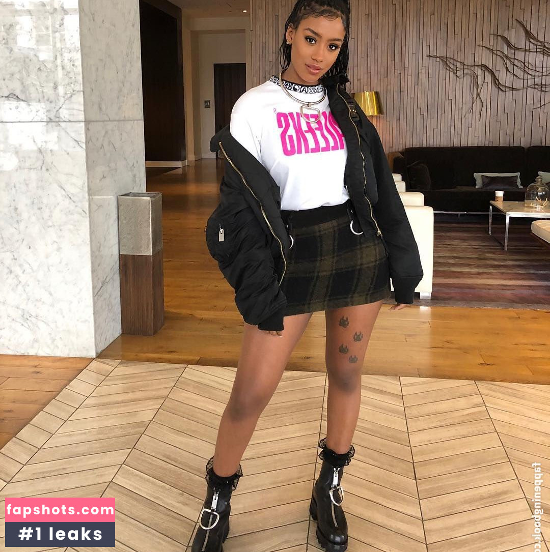 Raven Tracy gallery photo #52