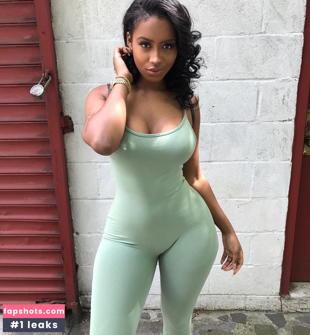 Raven Tracy gallery photo #68