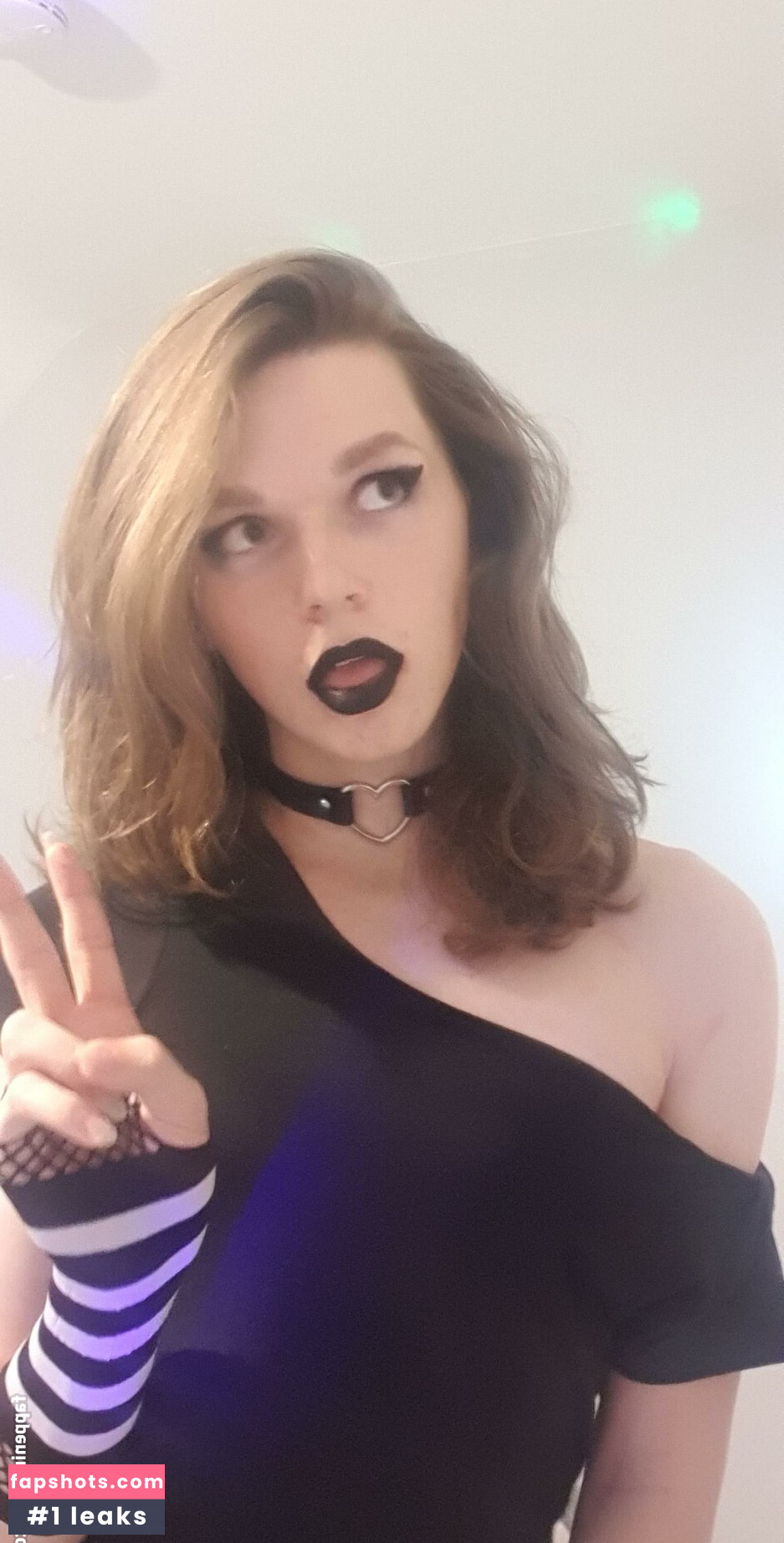 Raven64190 gallery photo #11