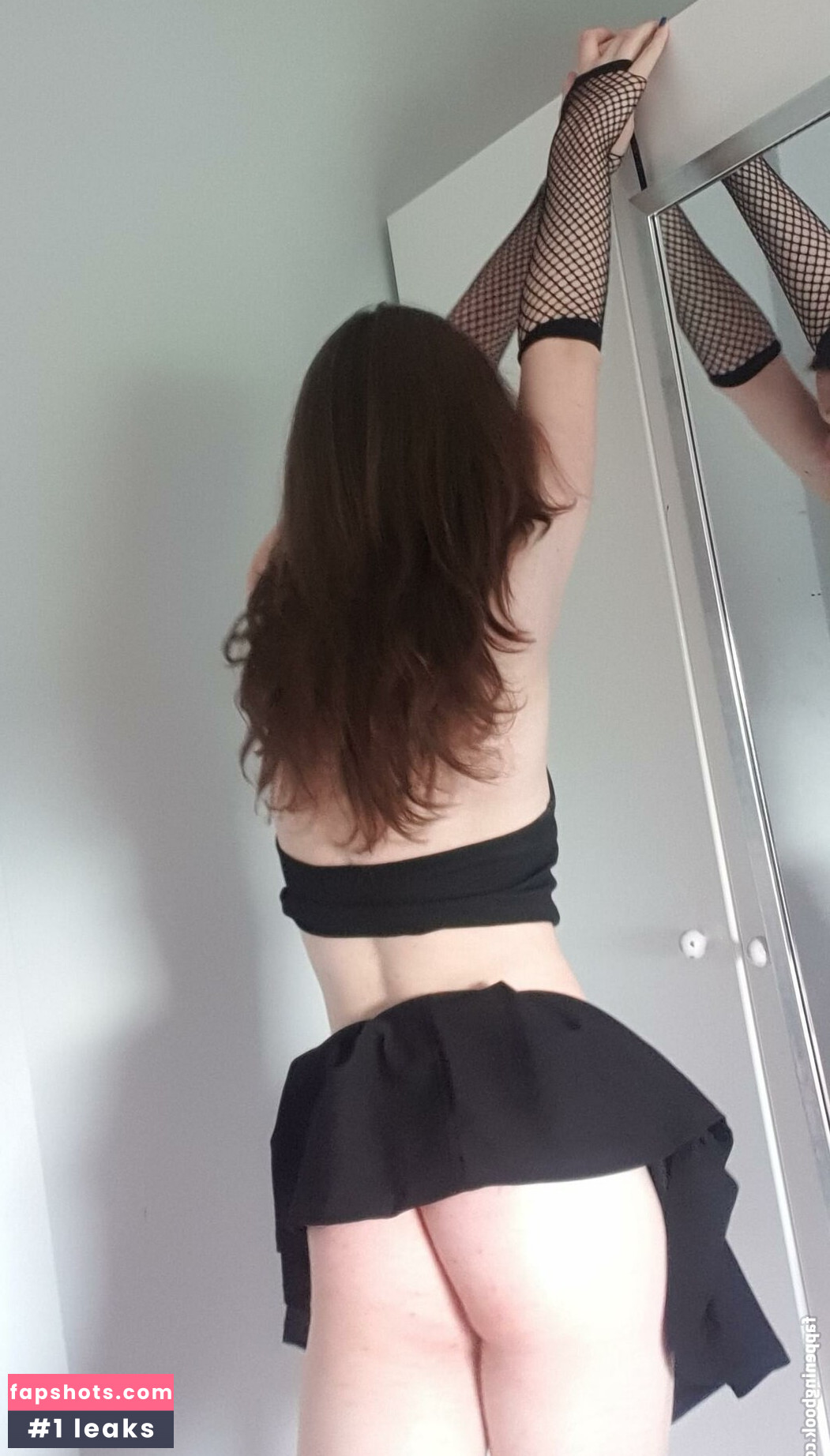 Raven64190 nude babe gallery