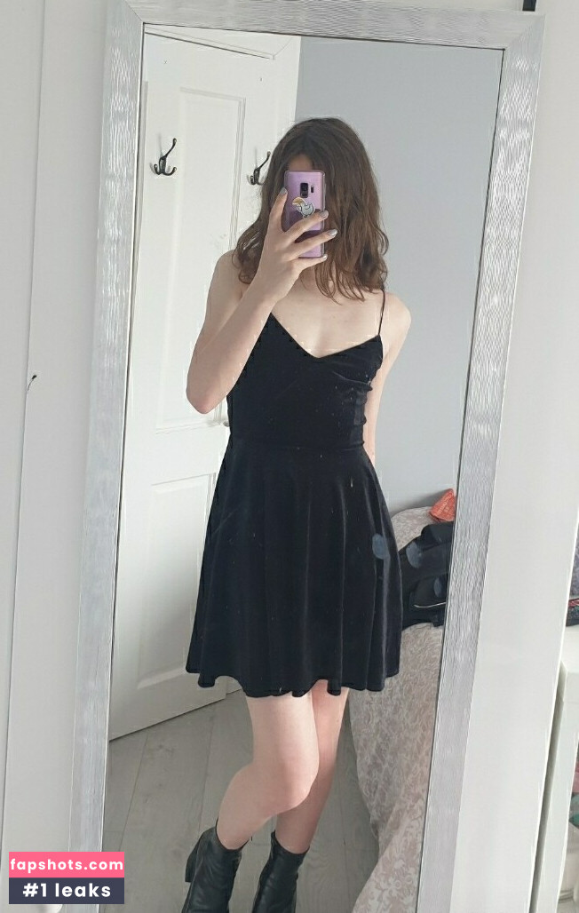 Raven64190 gallery photo #9