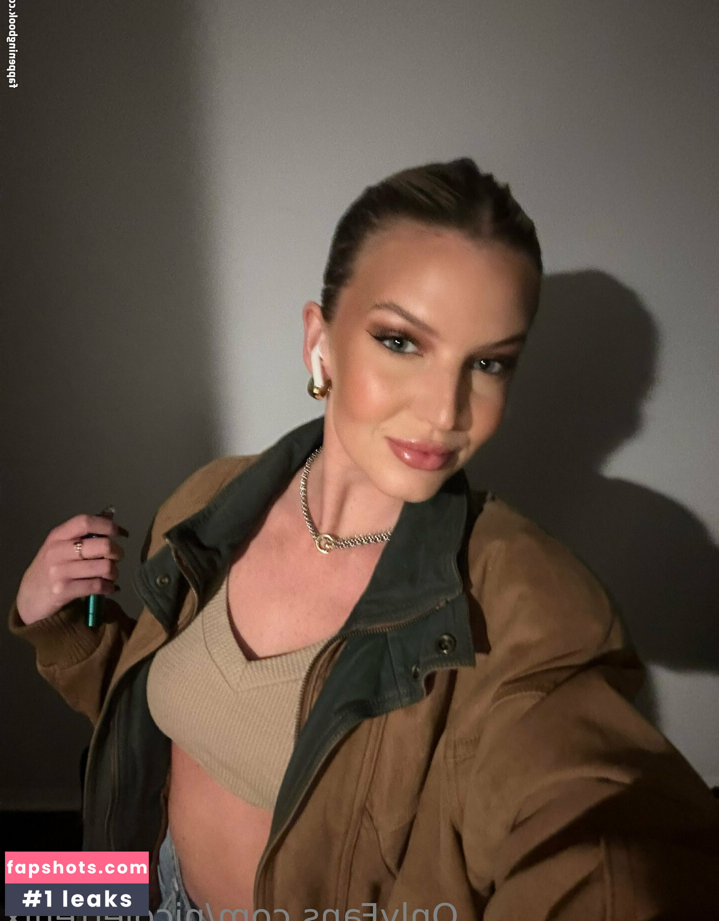 ravenlovevip gallery photo #16