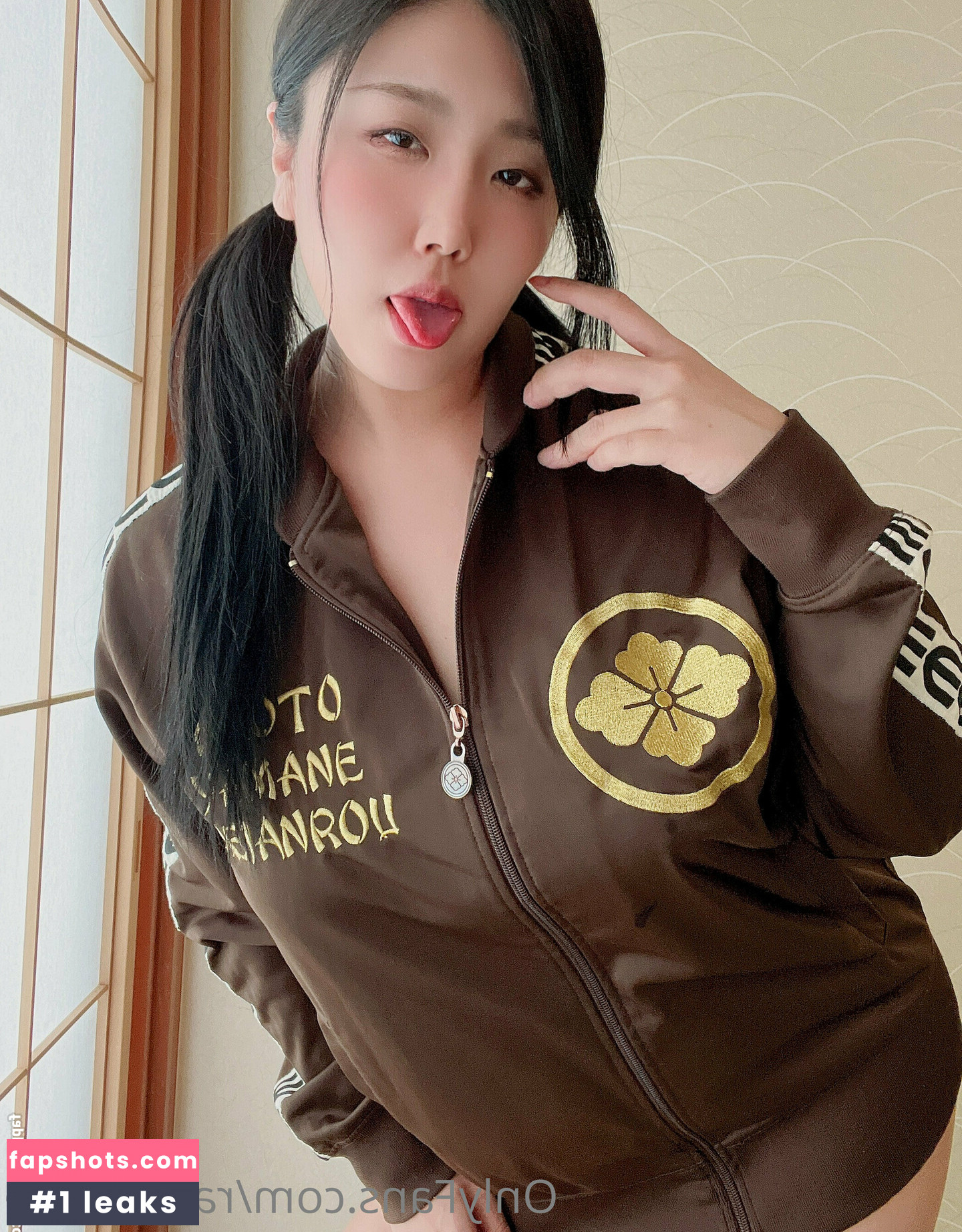 ravirin_live gallery photo #17