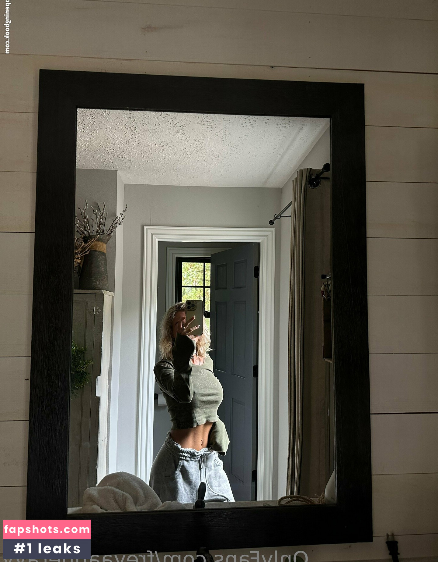 rayanneBTS Filtración Desnuda OnlyFans Foto #12 - Fapshots