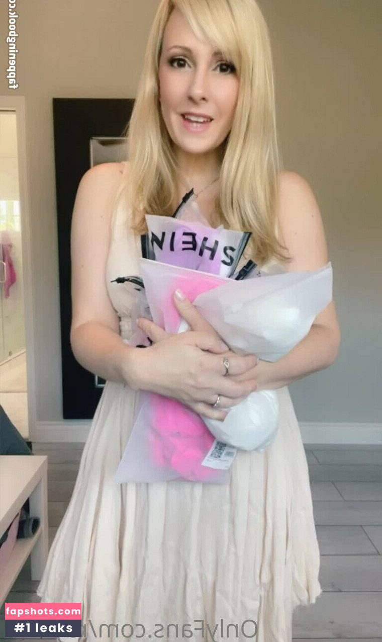 Raychul Moore Nude Leaks OnlyFans Photos #28 - Fapshots