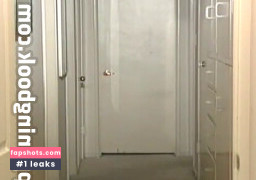 Rayveness gallery photo #25