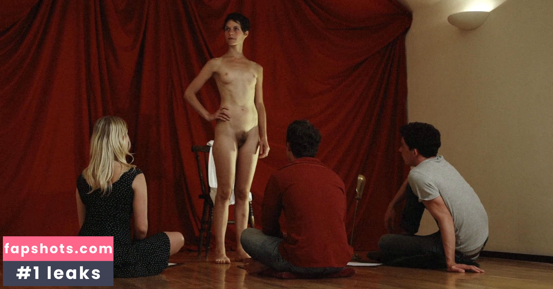 Rea Mole gallery photo #2