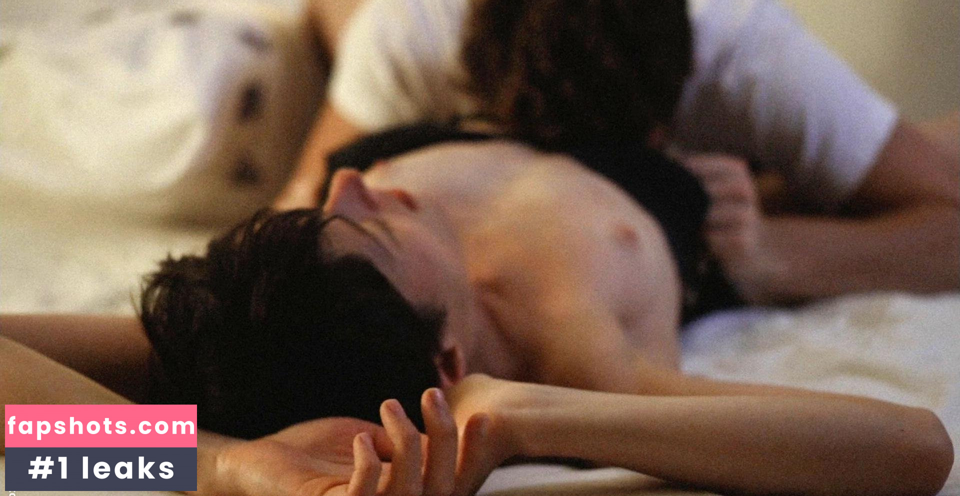 Rea Mole gallery photo #13