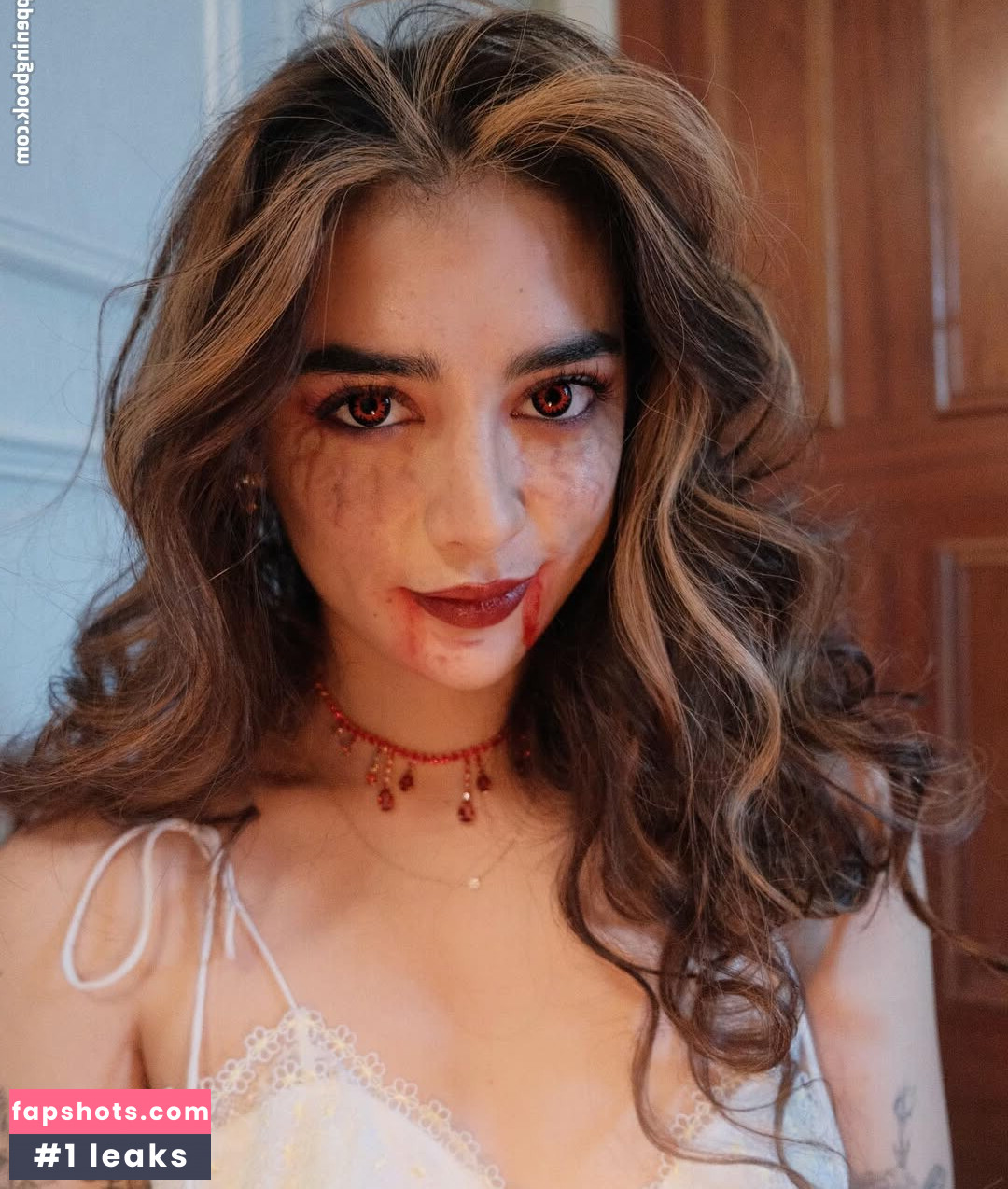 React GirlsYT gallery photo #15